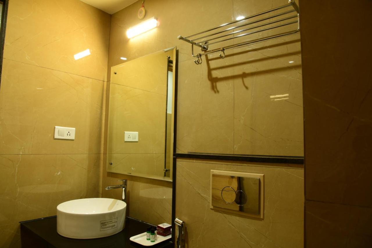 Hotel U.T.Elite بنغالور المظهر الخارجي الصورة